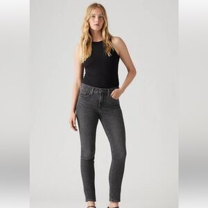 Levi’s High Rise Skinny Jeans